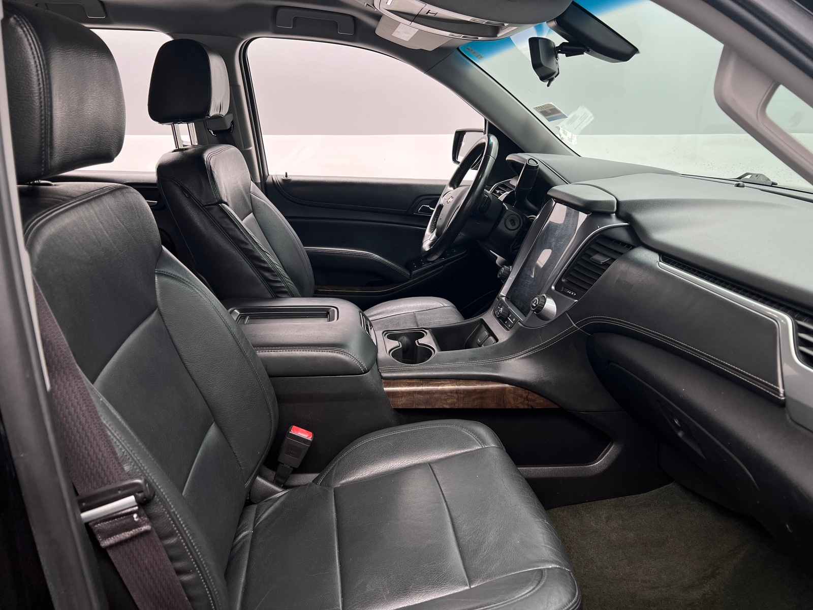Thumbnail: 2015 Chevrolet Suburban - 2