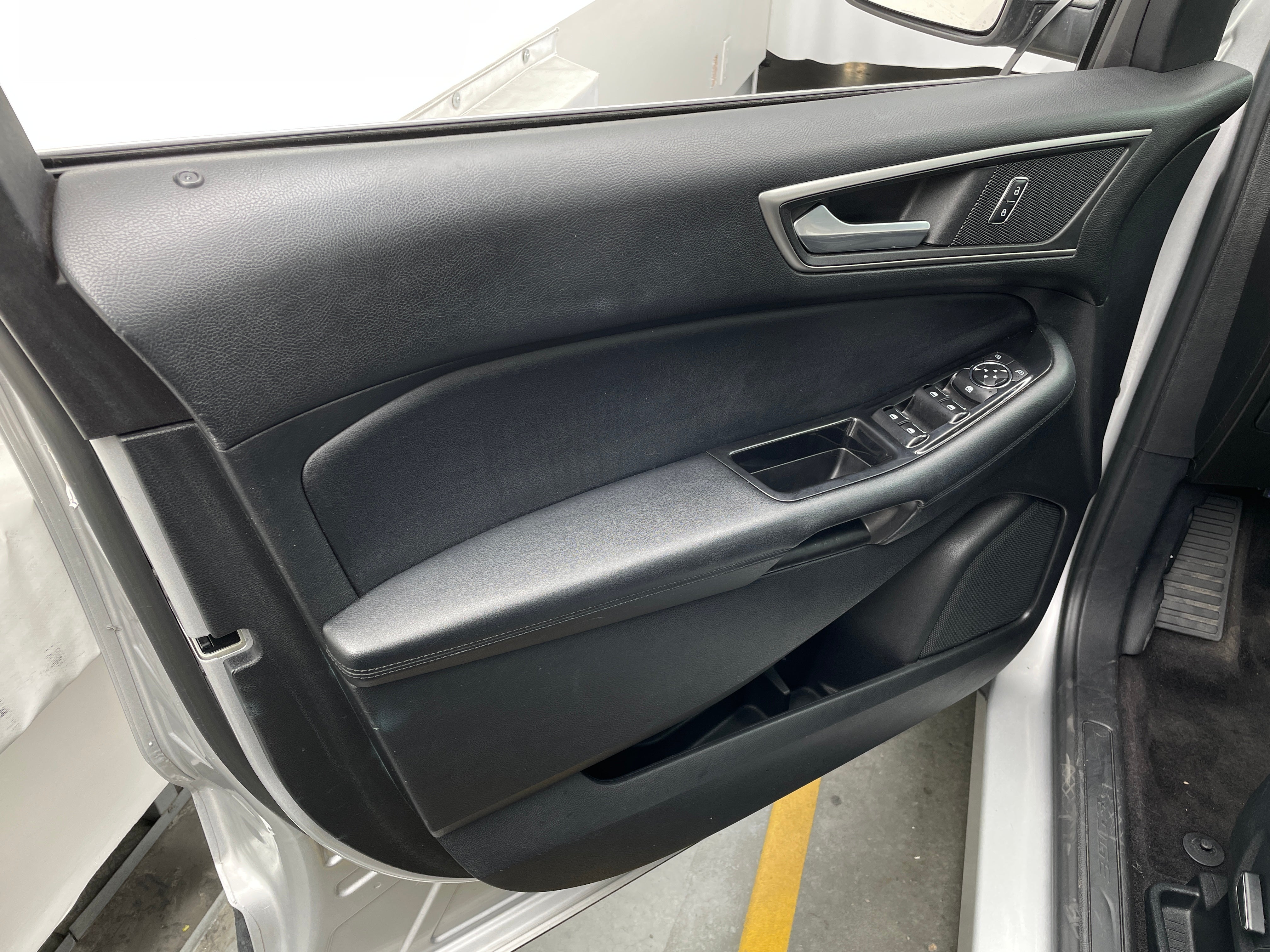 2016 Ford Edge