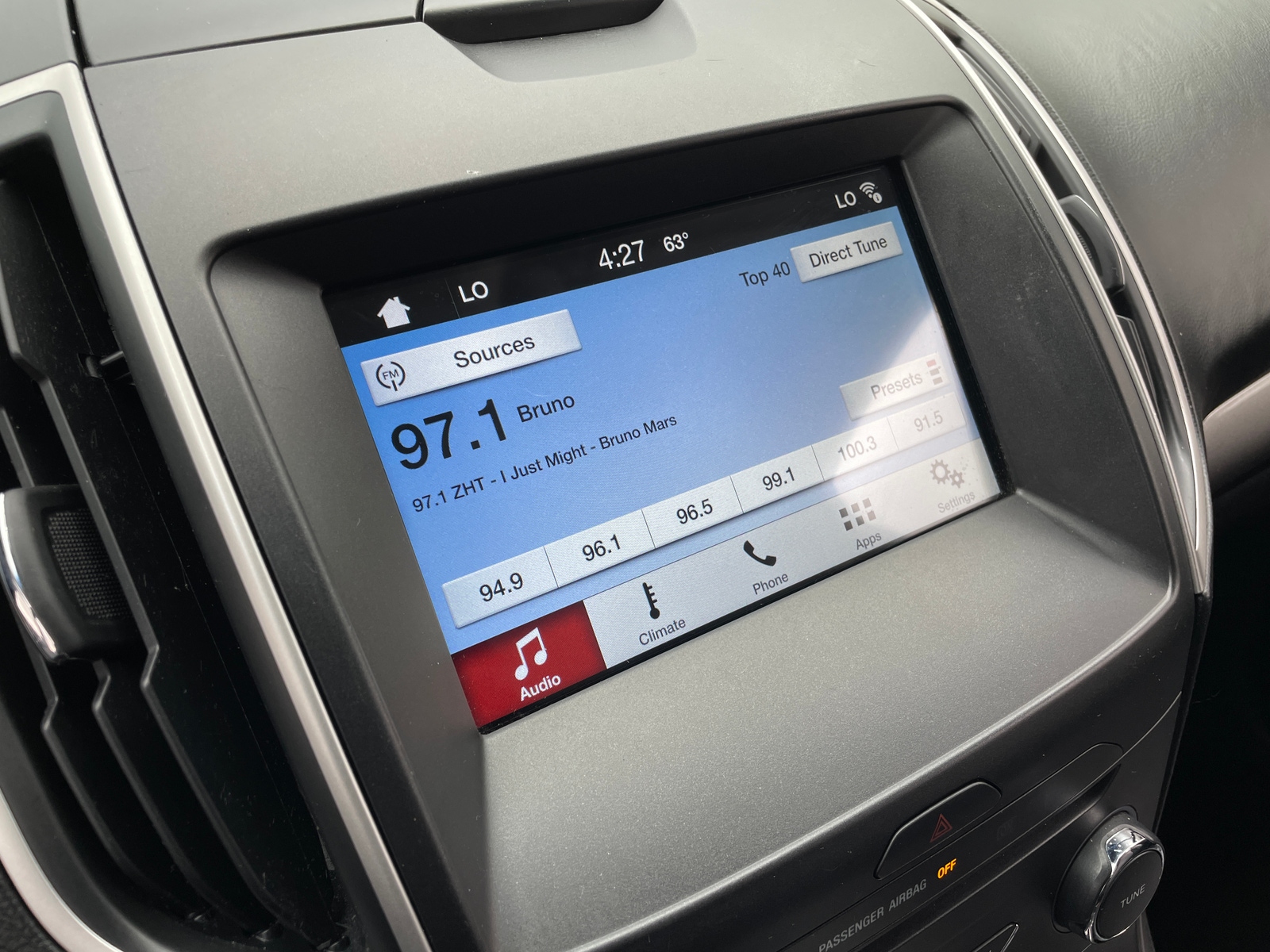 Thumbnail: 2016 Ford Edge - 3