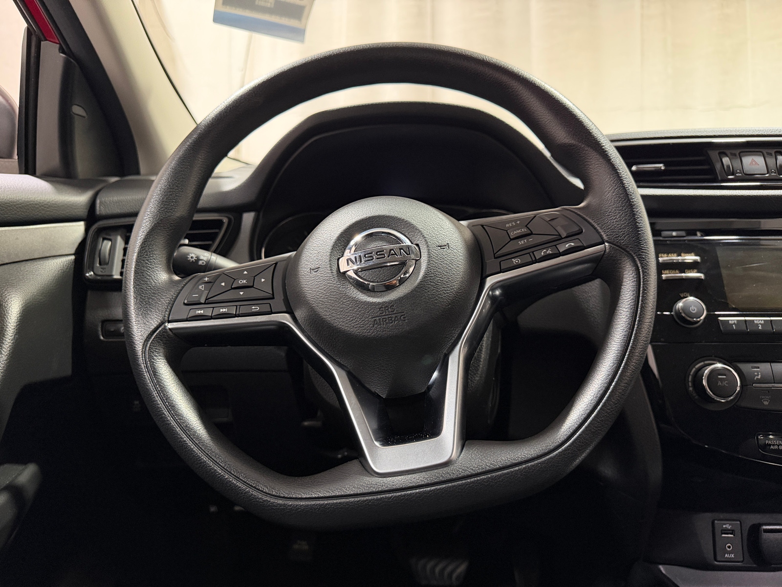 Thumbnail: 2018 Nissan Rogue Sport - 5