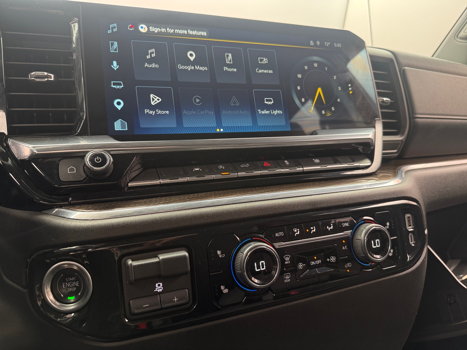 Thumbnail: 2025 Chevrolet Silverado 1500 - 4