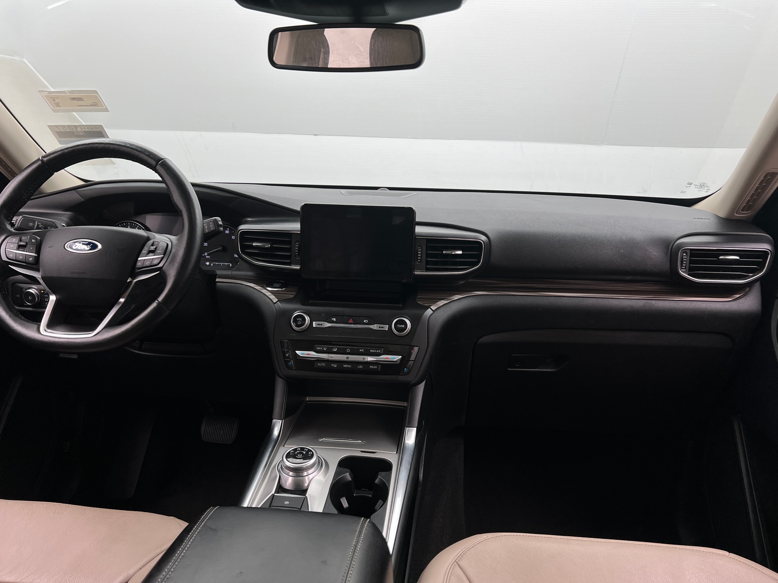 Thumbnail: 2020 Ford Explorer - 2