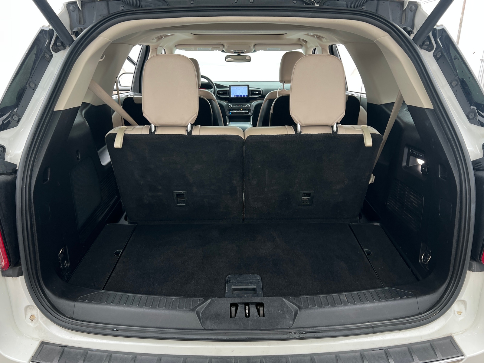 Thumbnail: 2020 Ford Explorer - 6