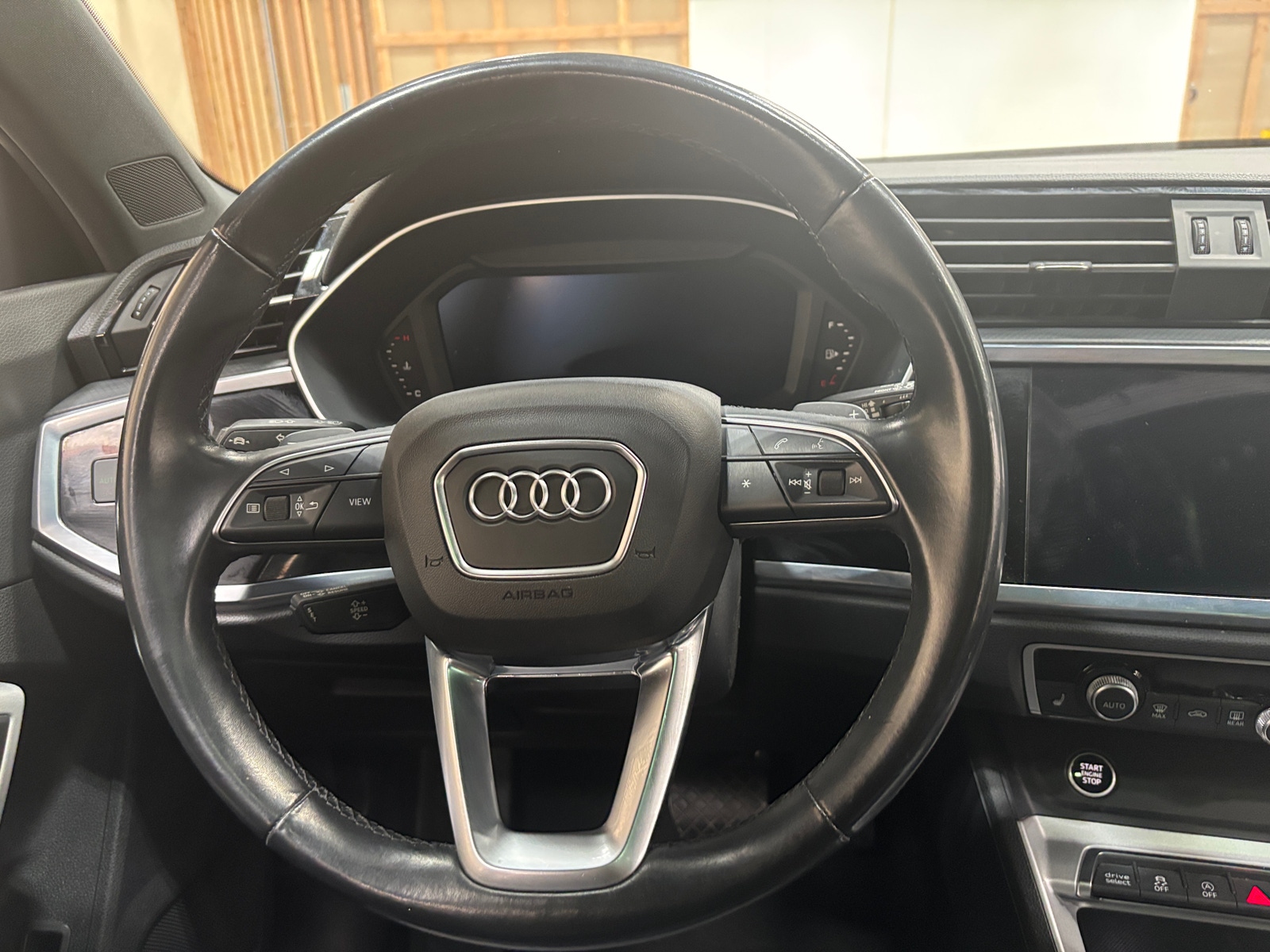 Thumbnail: 2021 Audi Q3 - 5