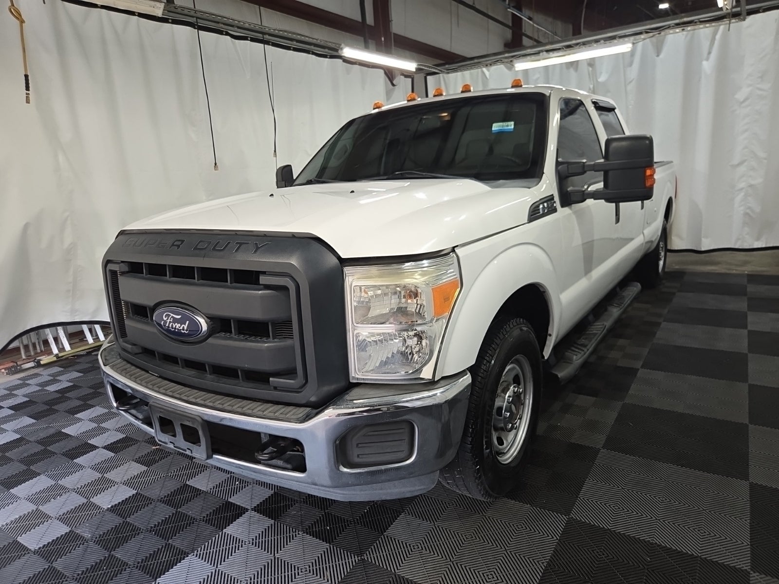 2013 Ford F-250 2WD Crew Cab 172" XL