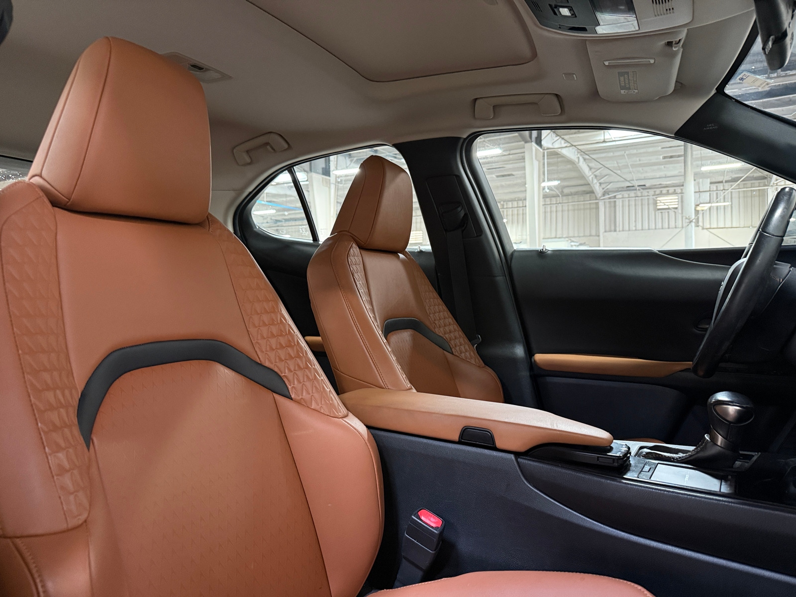 Thumbnail: 2019 Lexus UX - 2