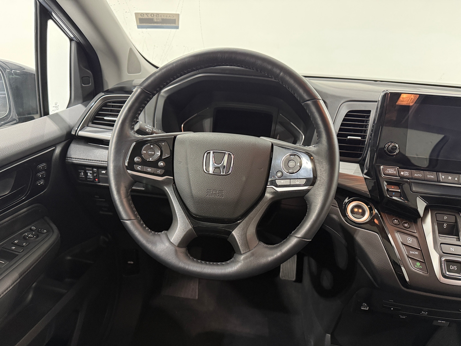 Thumbnail: 2023 Honda Odyssey - 4