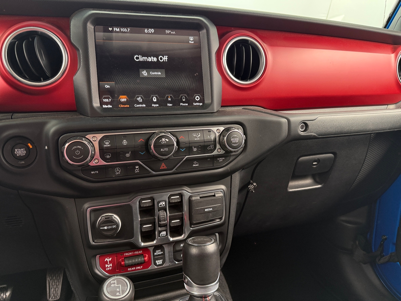 Thumbnail: 2023 Jeep Gladiator - 3