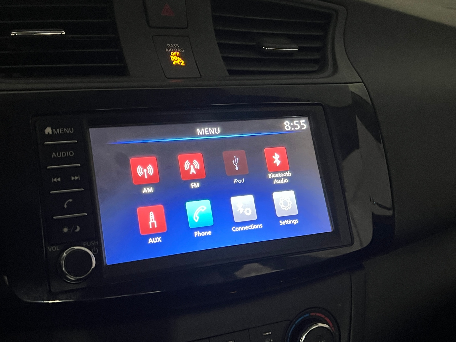 Thumbnail: 2019 Nissan Sentra - 4