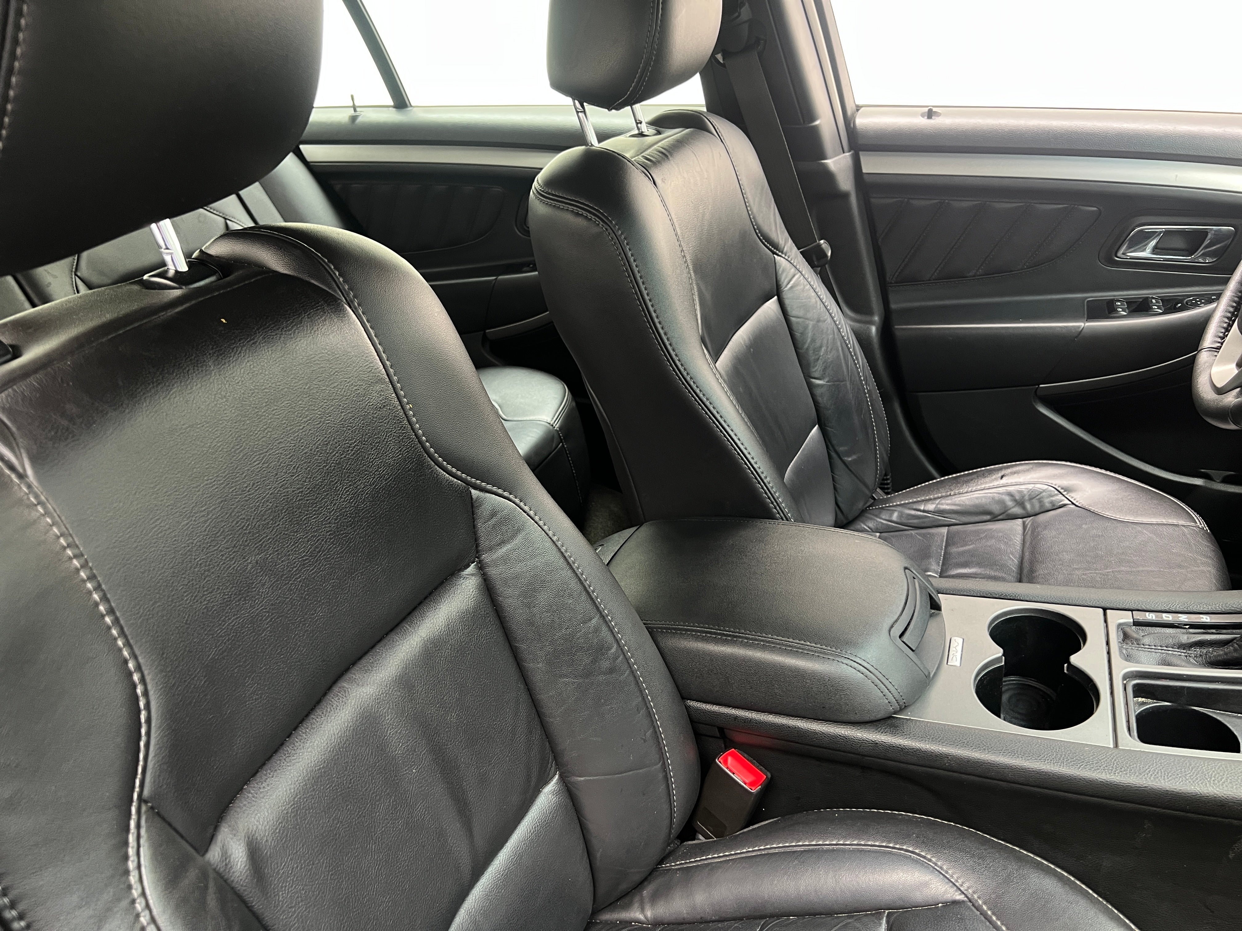 2018 Ford Taurus