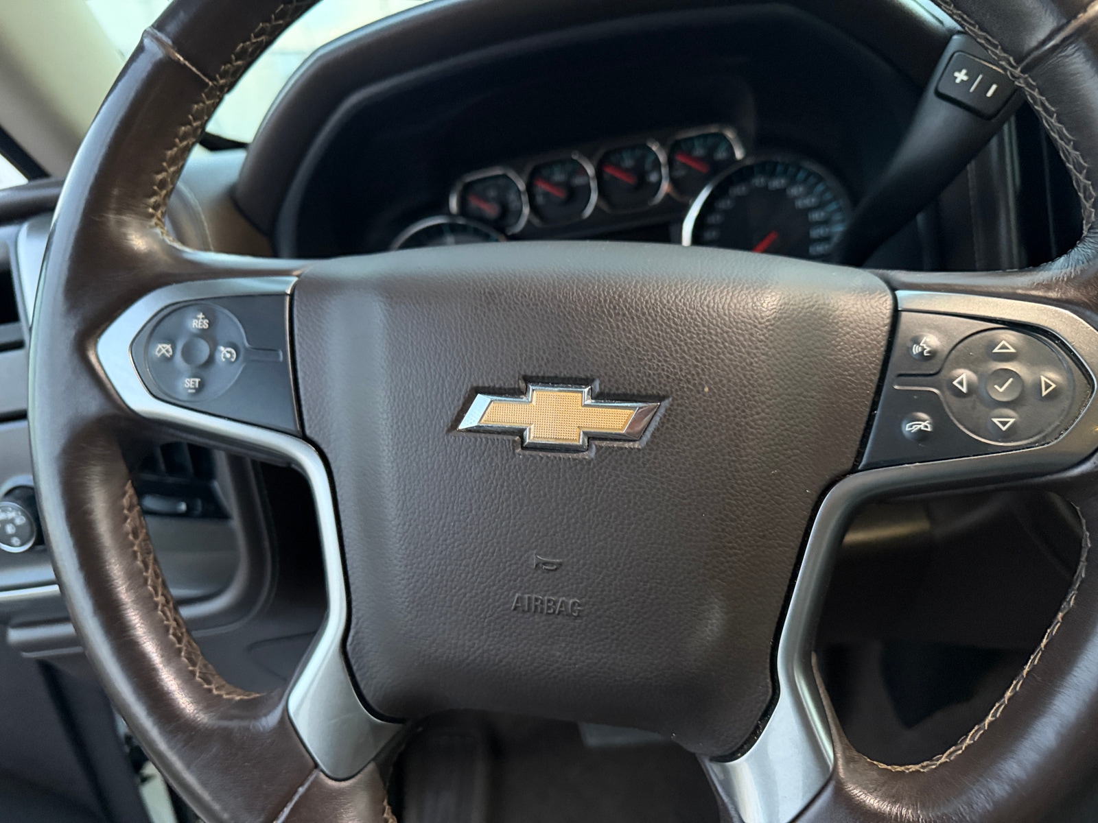 Thumbnail: 2018 Chevrolet Silverado 1500 - 4