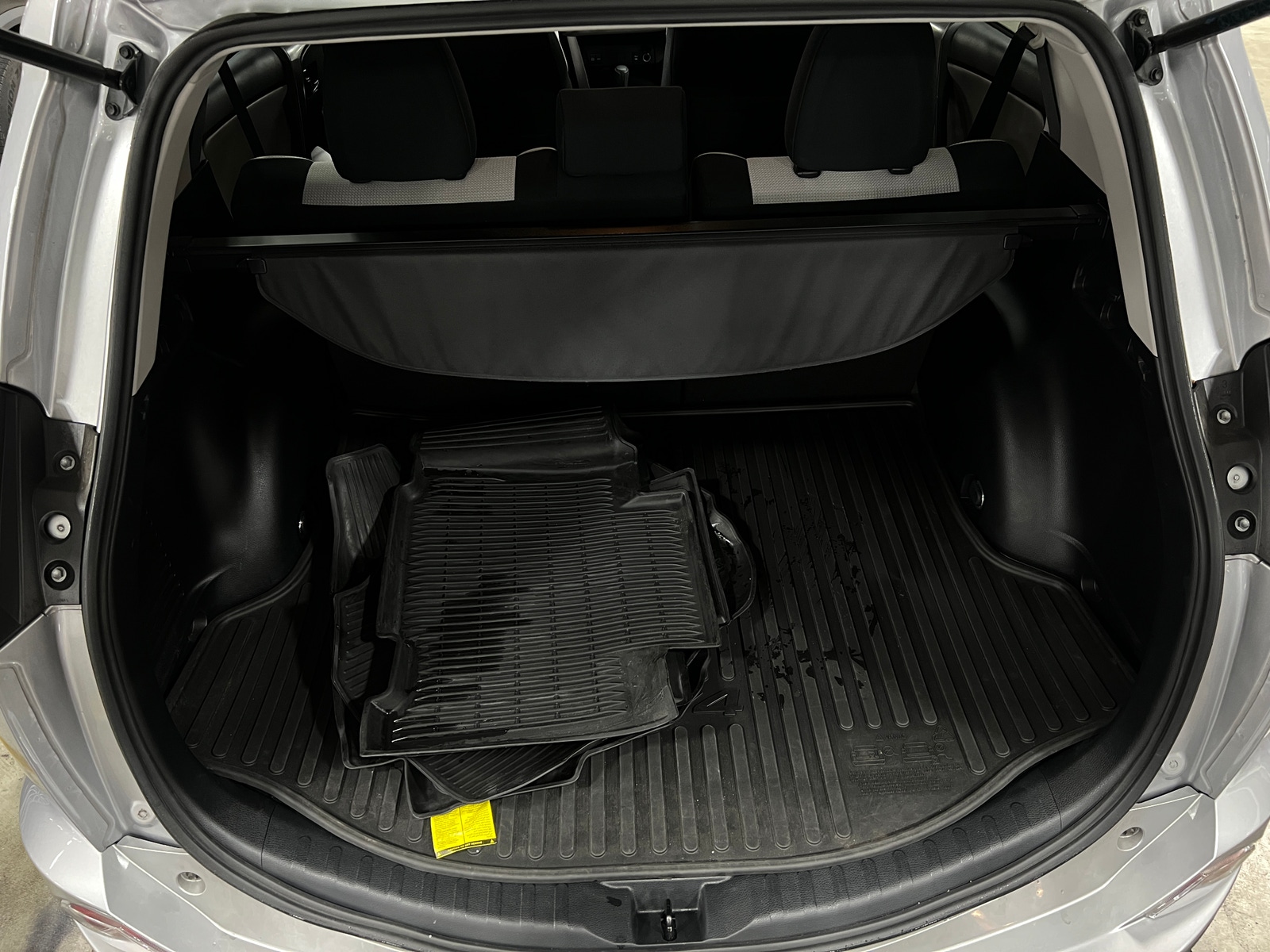 Thumbnail: 2018 Toyota RAV4 - 7