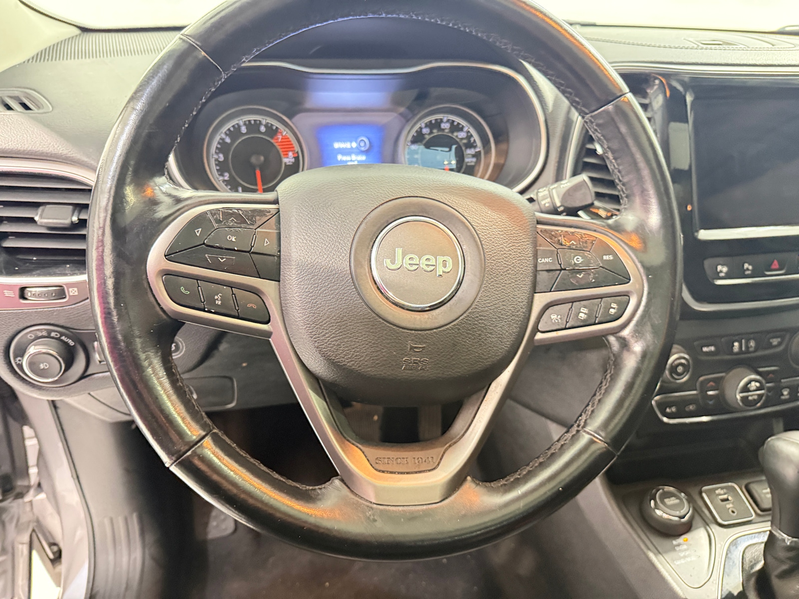 Thumbnail: 2021 Jeep Cherokee - 4