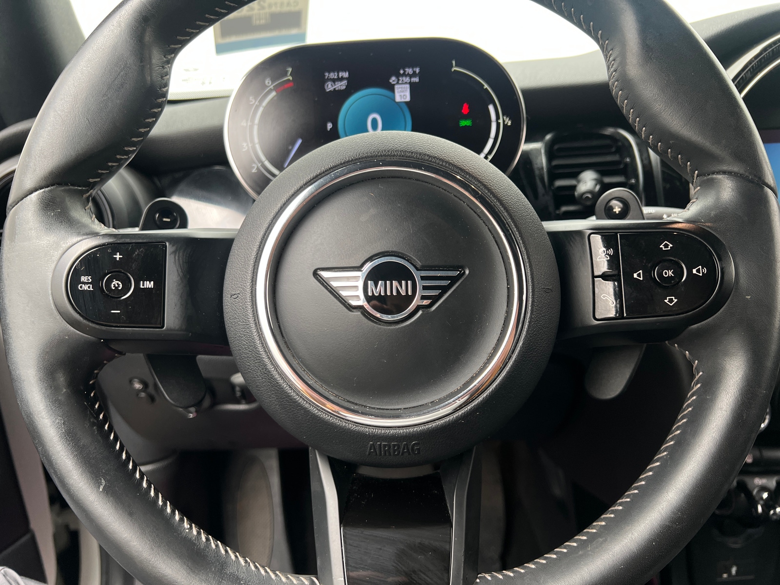 Thumbnail: 2024 MINI Cooper Convertible - 4
