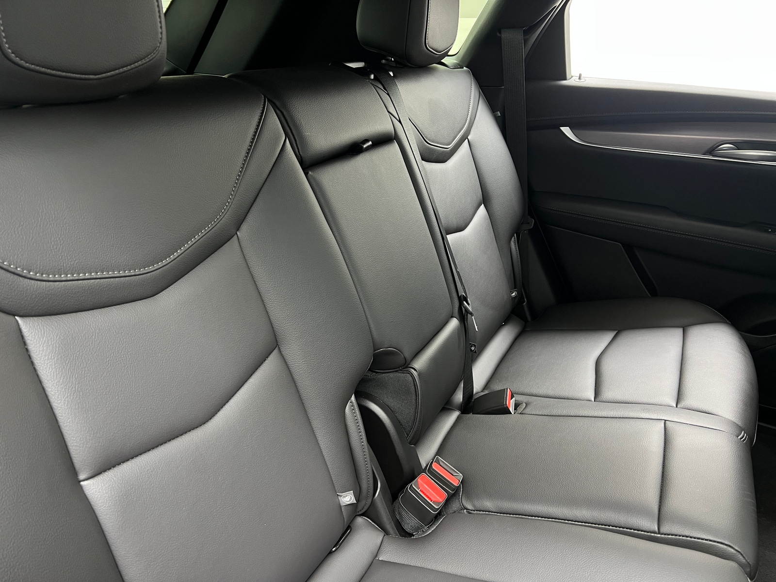 Thumbnail: 2026 Cadillac XT5 - 5
