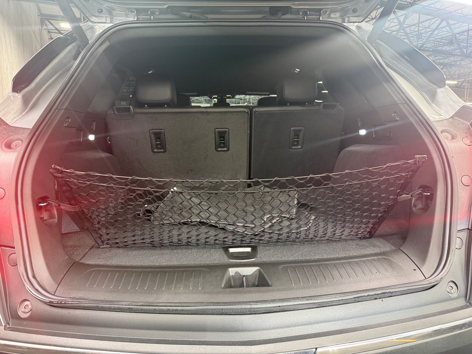Thumbnail: 2026 Cadillac XT5 - 6