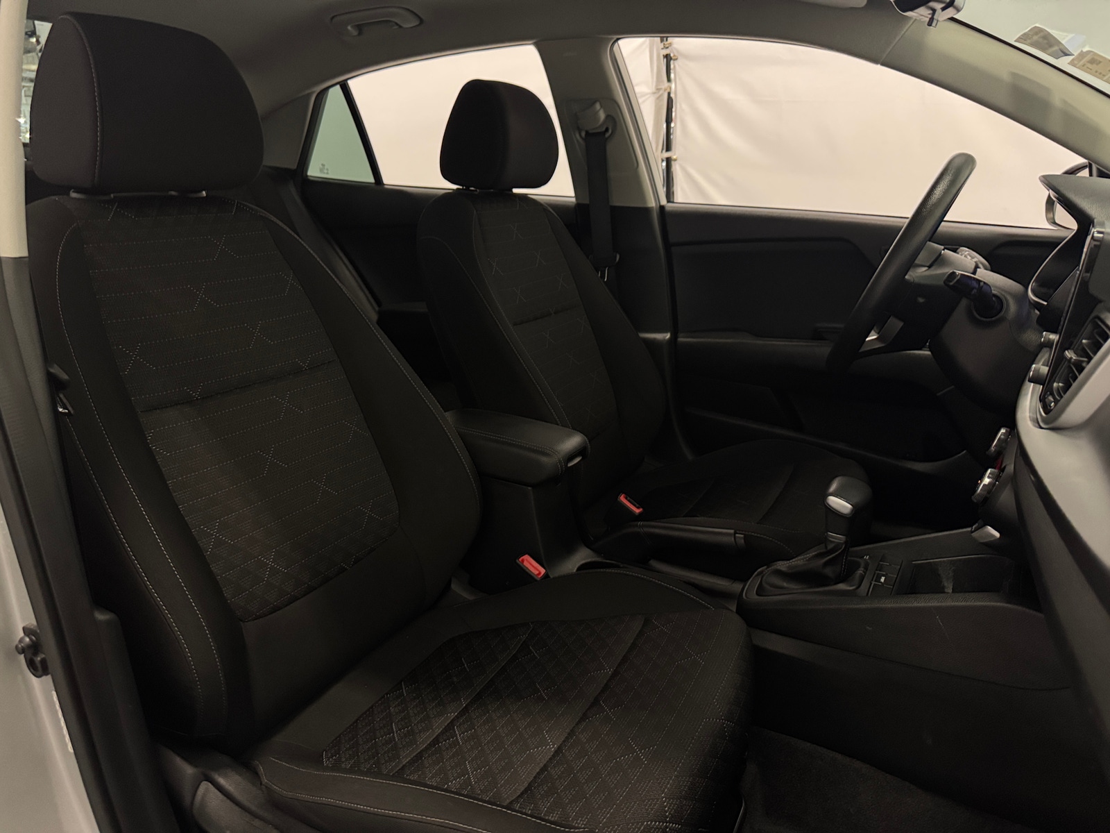Thumbnail: 2021 Kia Rio - 2