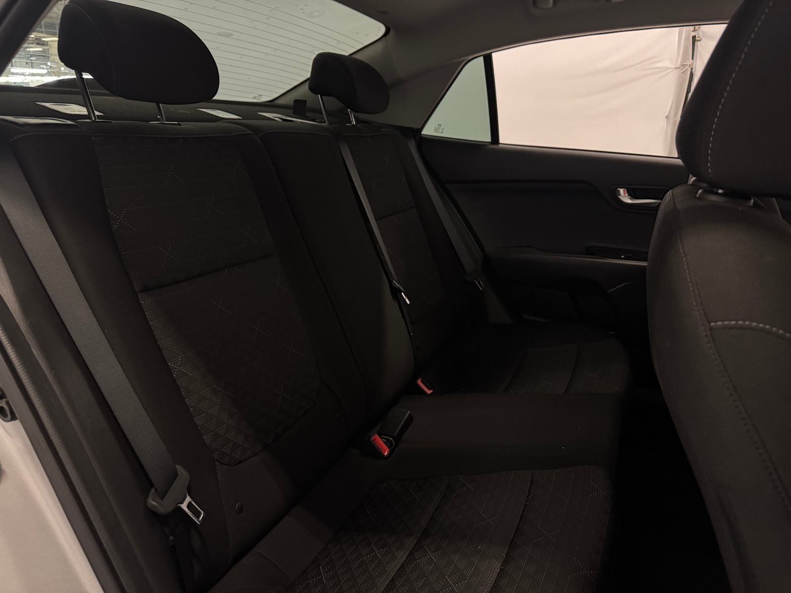 Thumbnail: 2021 Kia Rio - 6