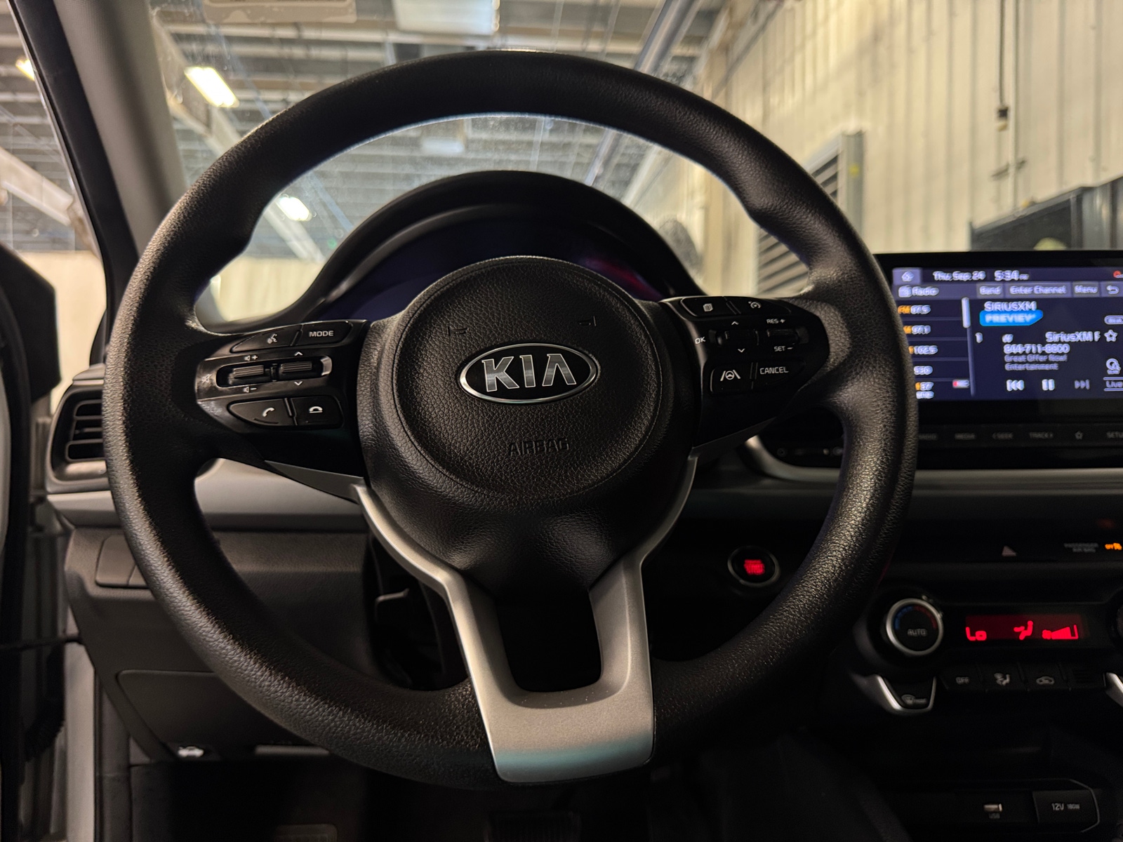 Thumbnail: 2021 Kia Rio - 5