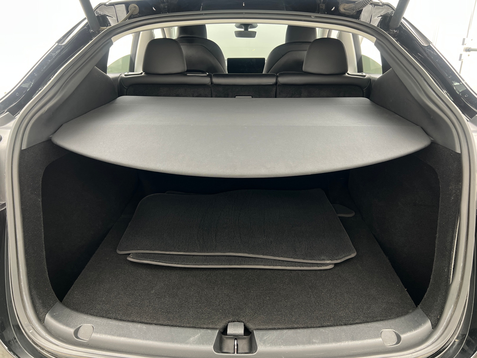Thumbnail: 2023 Tesla Model Y - 6