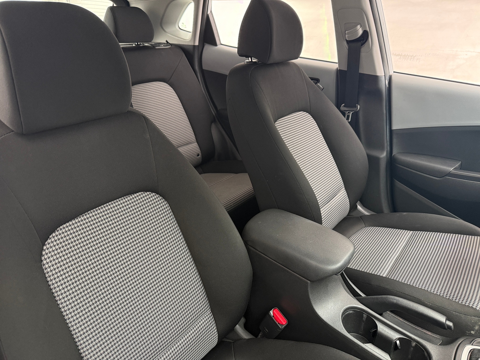 Thumbnail: 2020 Hyundai Kona - 2