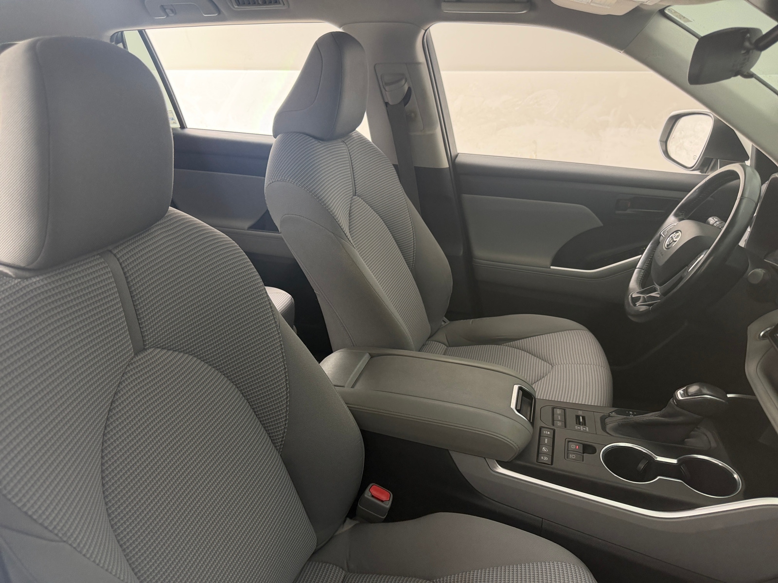 Thumbnail: 2020 Toyota Highlander - 2