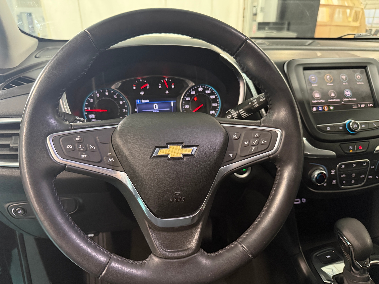 Thumbnail: 2022 Chevrolet Equinox - 5