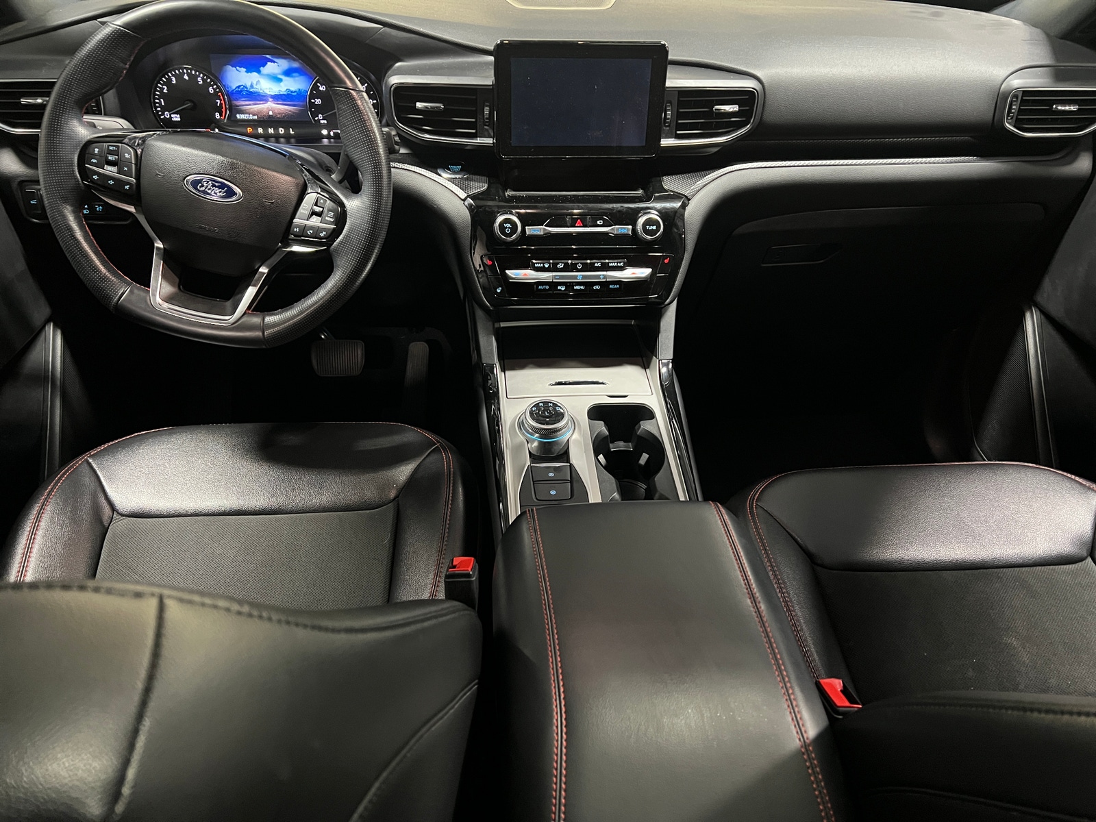 Thumbnail: 2022 Ford Explorer - 2
