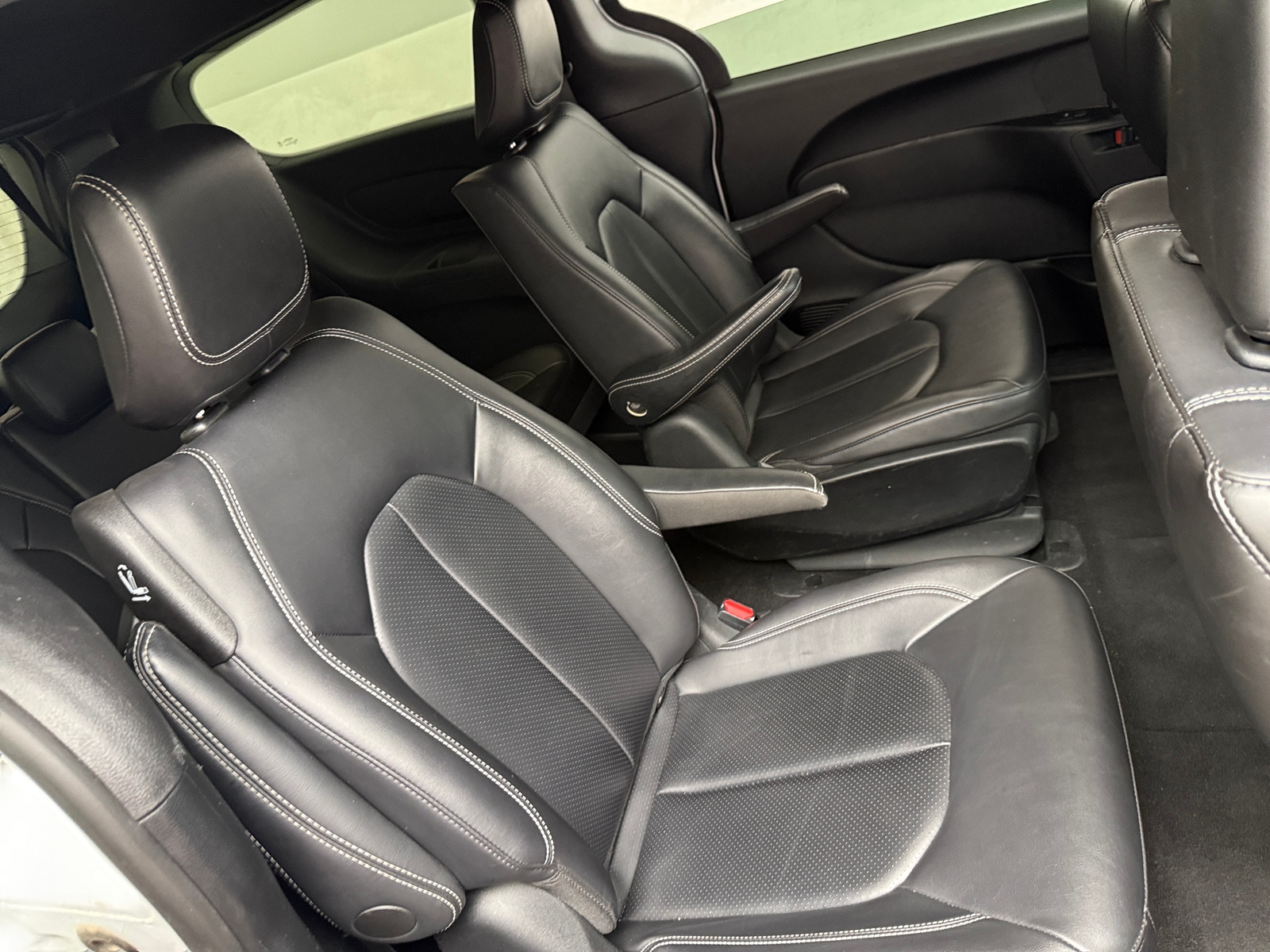 Thumbnail: 2024 Chrysler Pacifica - 5