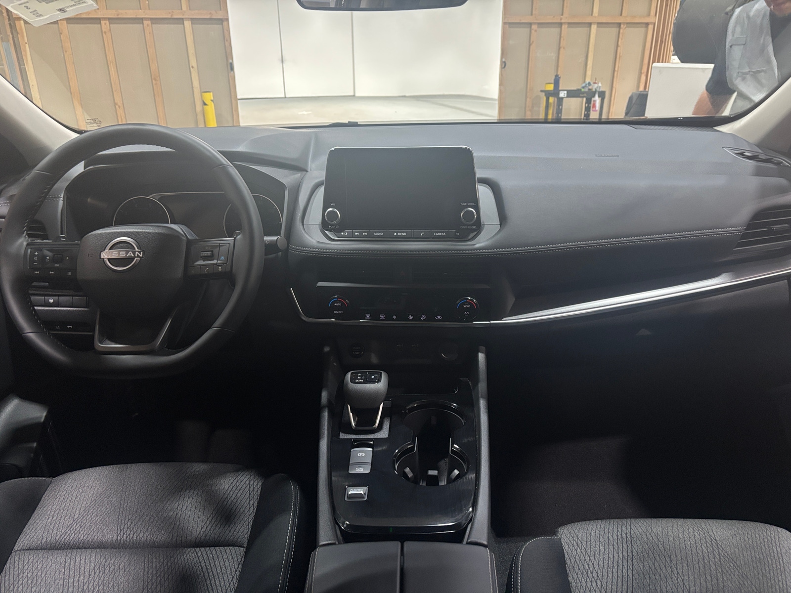 Thumbnail: 2026 Nissan Rogue - 3