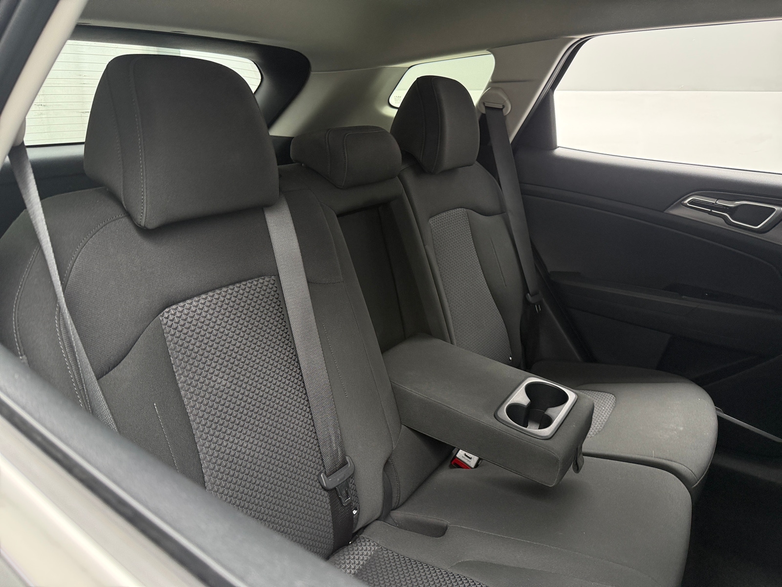 Thumbnail: 2026 Kia Sportage - 6
