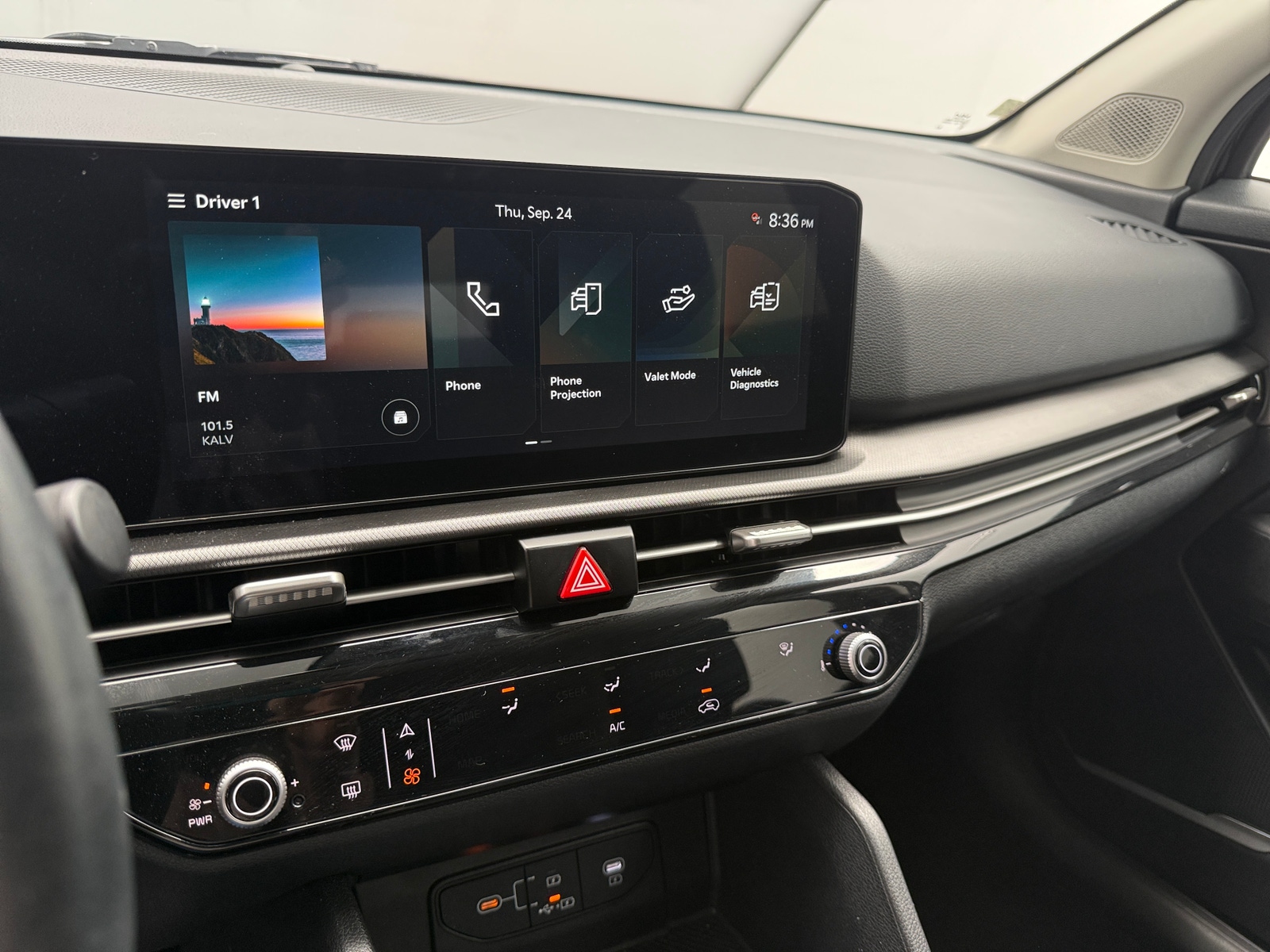 Thumbnail: 2026 Kia Sportage - 4