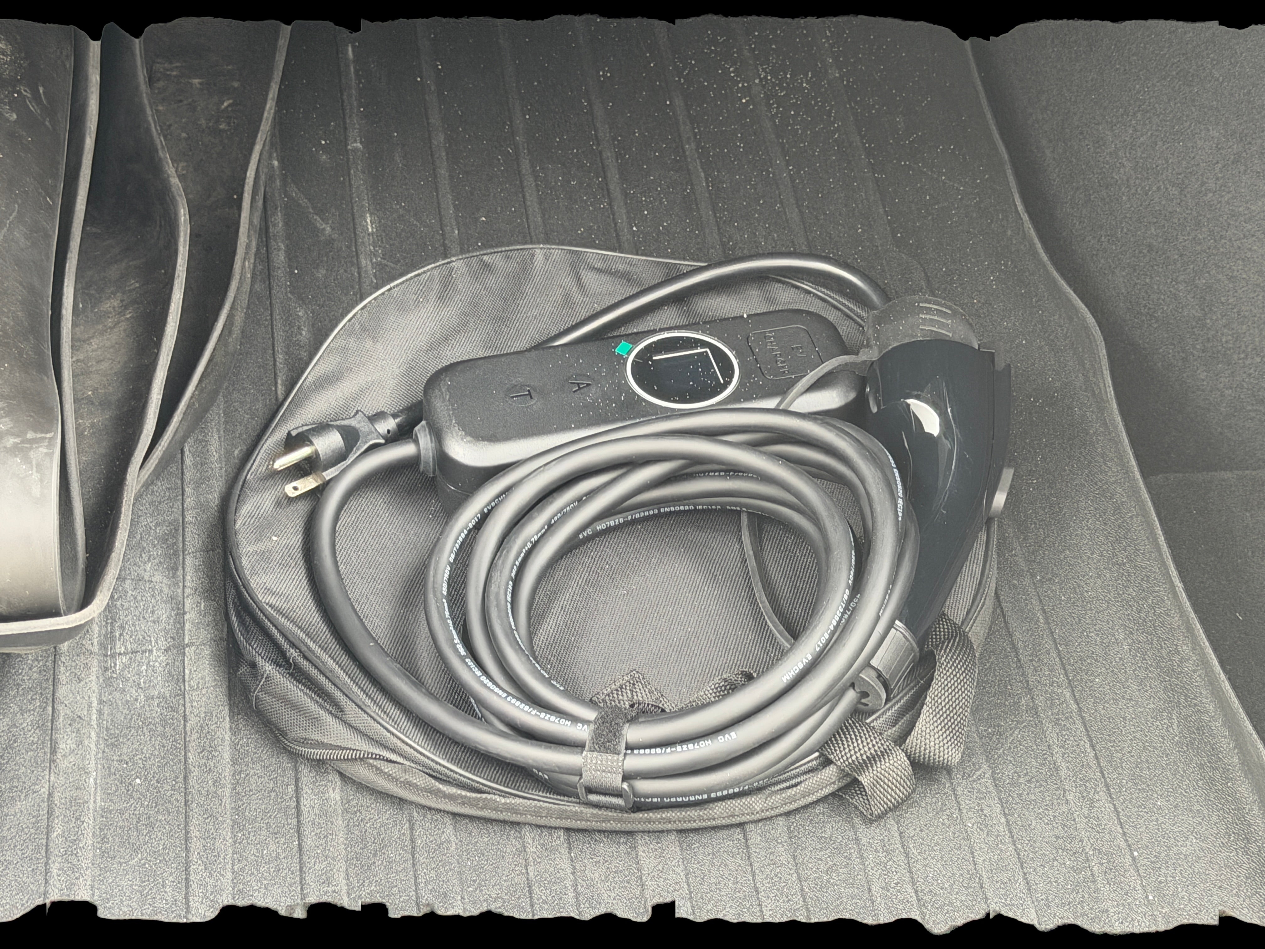 Used 2024 Tesla Model Y Long Range with VIN 7SAYGDEE5RA214944 for sale in Auburn, WA