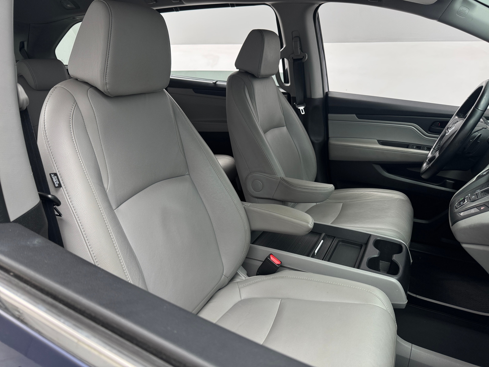 Thumbnail: 2020 Honda Odyssey - 2