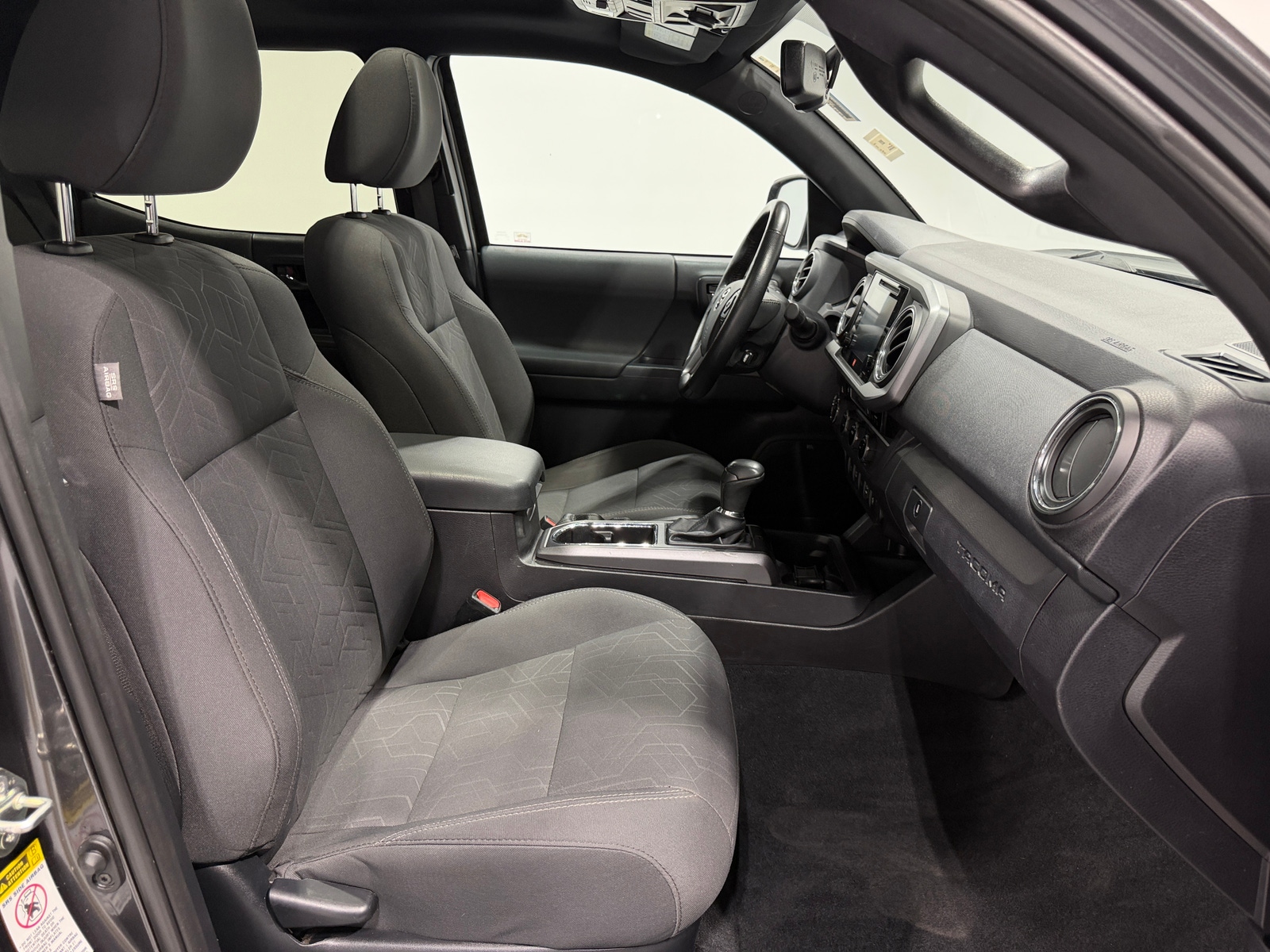 Thumbnail: 2016 Toyota Tacoma - 2