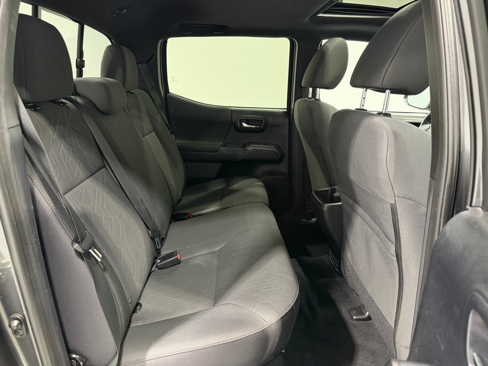 Thumbnail: 2016 Toyota Tacoma - 6