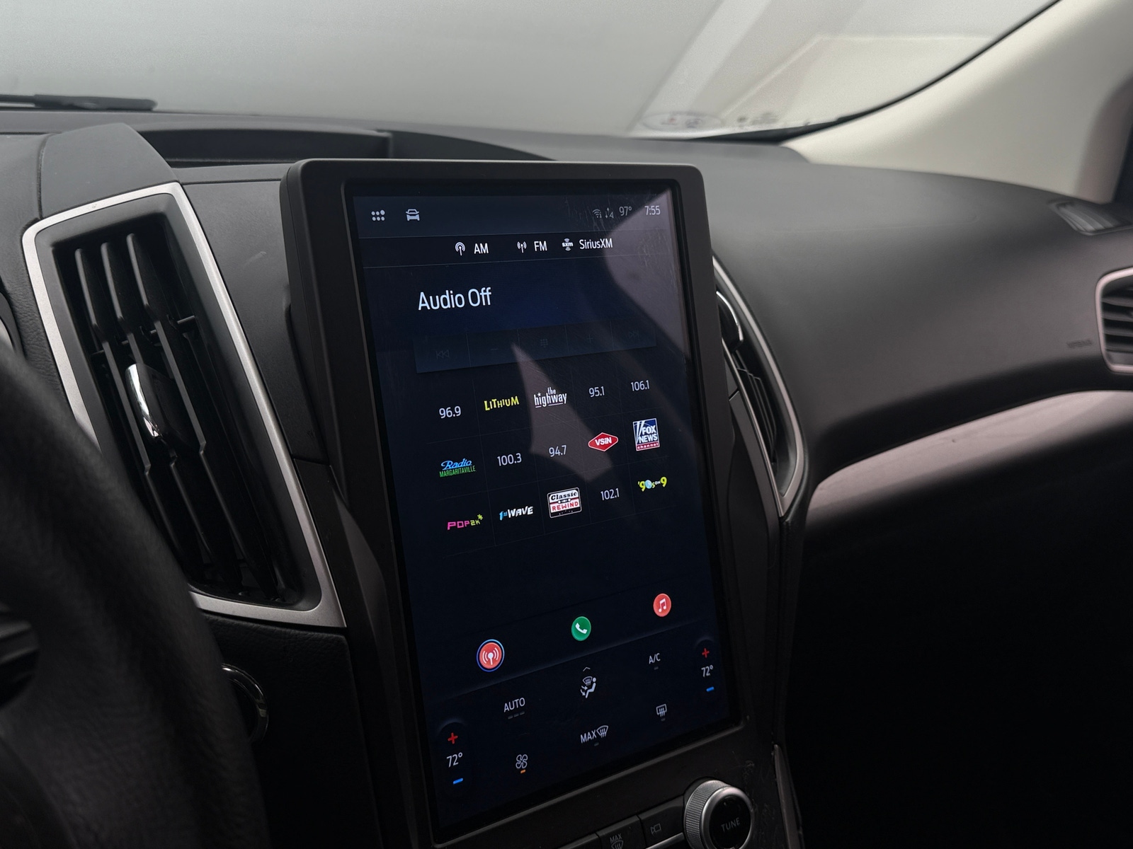 Thumbnail: 2021 Ford Edge - 4