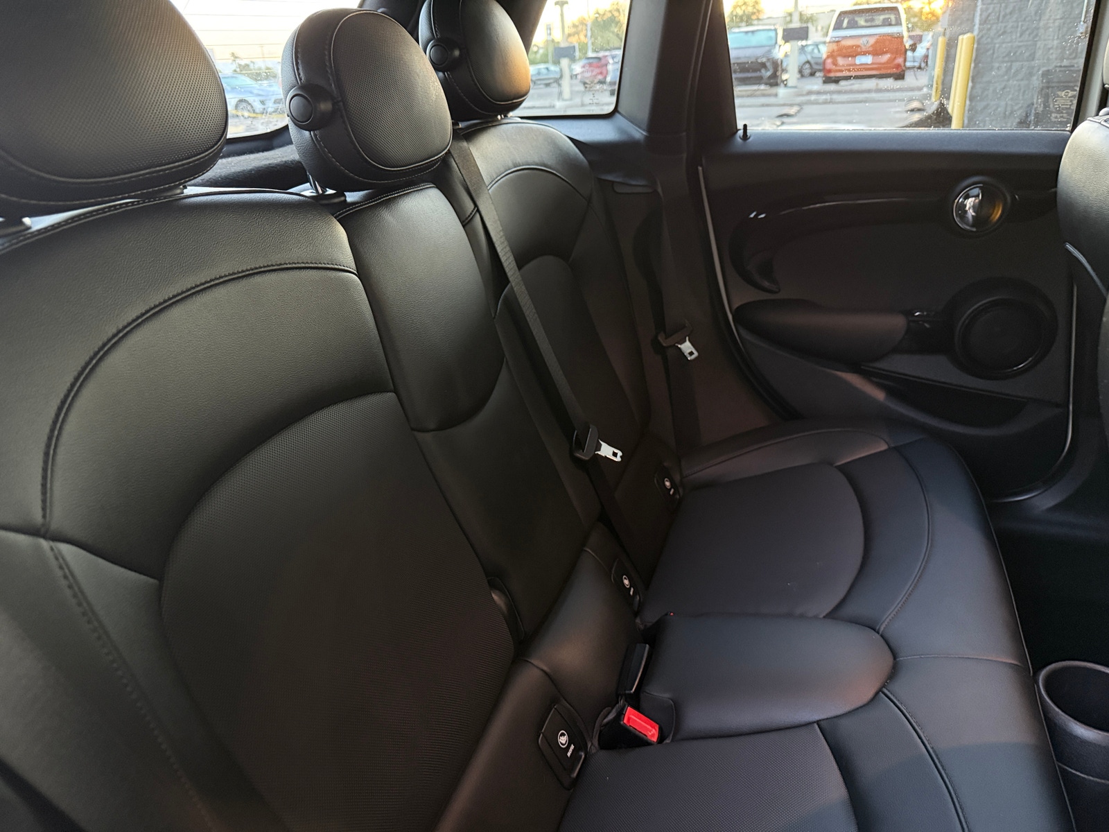 Thumbnail: 2019 MINI Cooper Hardtop - 5