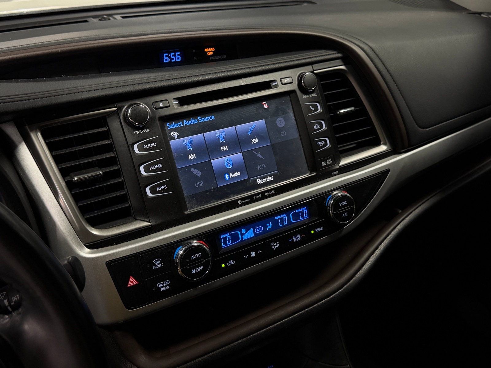 Thumbnail: 2018 Toyota Highlander - 3