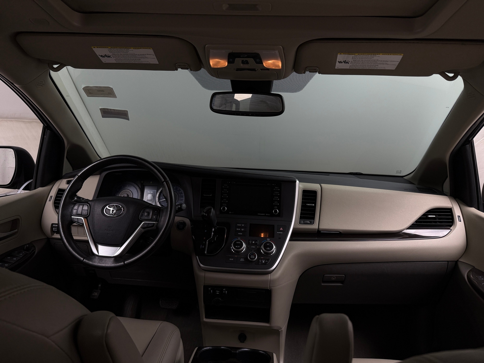 Thumbnail: 2020 Toyota Sienna - 3