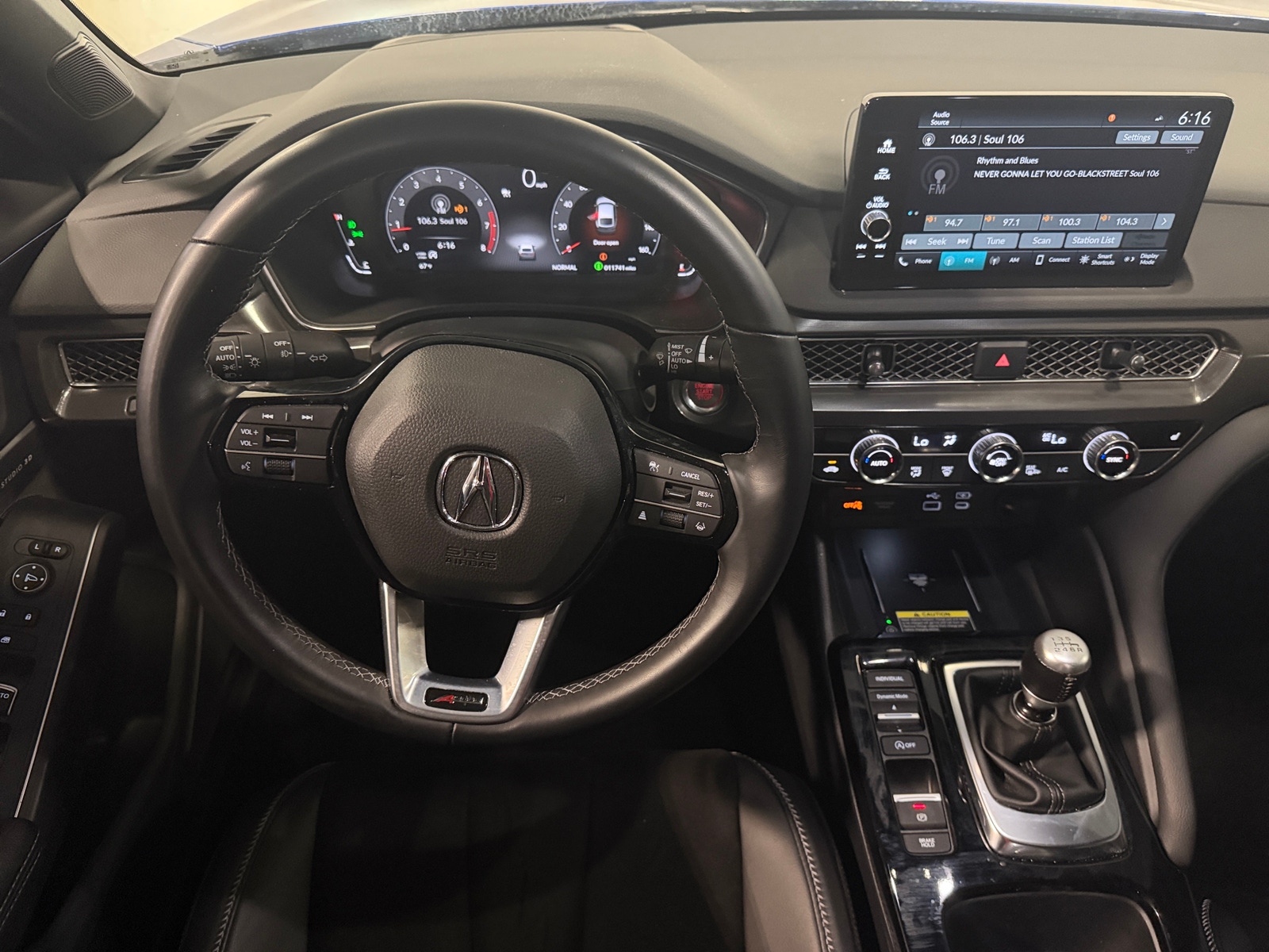 Thumbnail: 2024 Acura Integra - 4