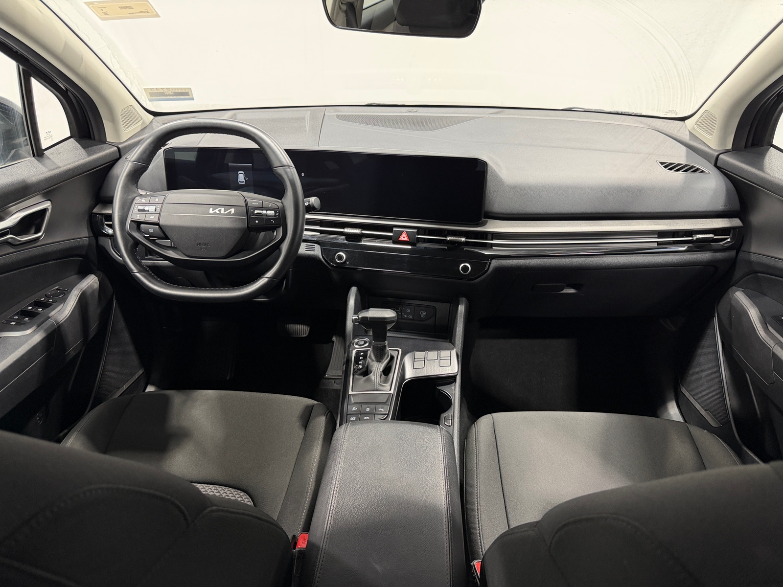 Thumbnail: 2026 Kia Sportage - 3