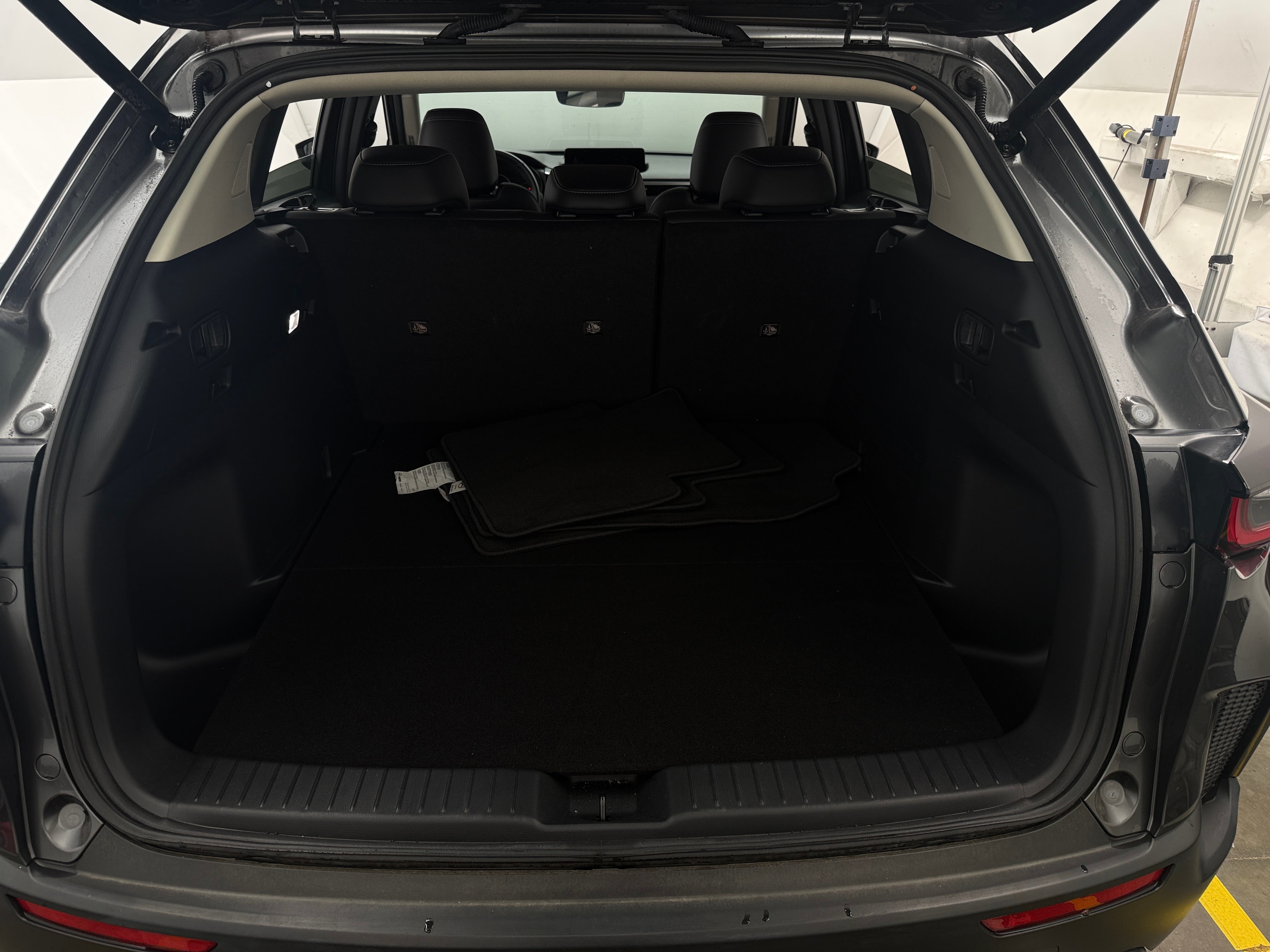 2025 Mazda CX-50 Premium