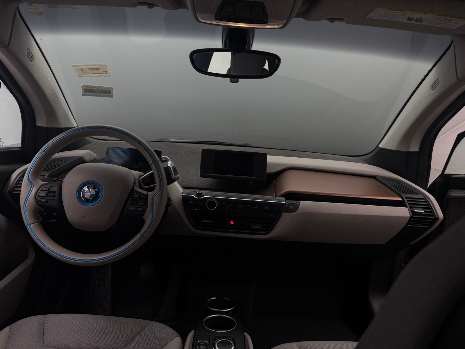 Thumbnail: 2019 BMW i3 - 2