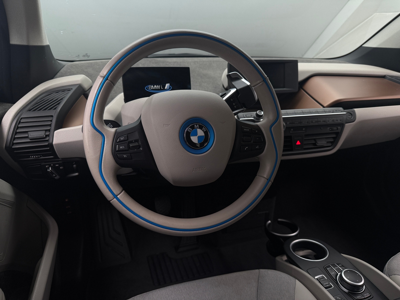 Thumbnail: 2019 BMW i3 - 4