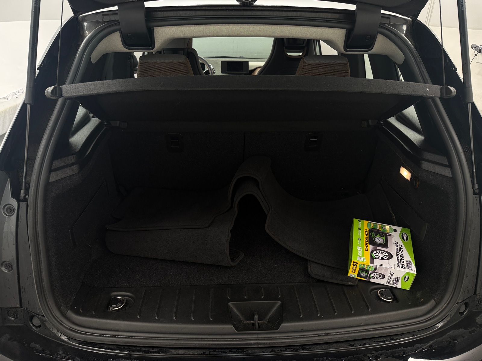 Thumbnail: 2019 BMW i3 - 6