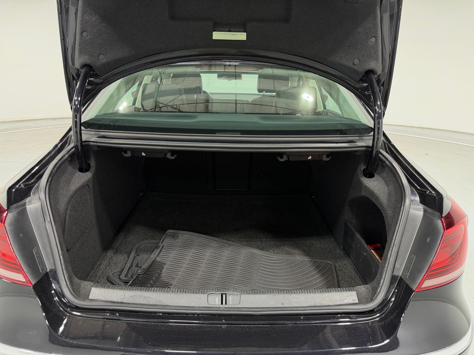 Thumbnail: 2016 Volkswagen CC - 6