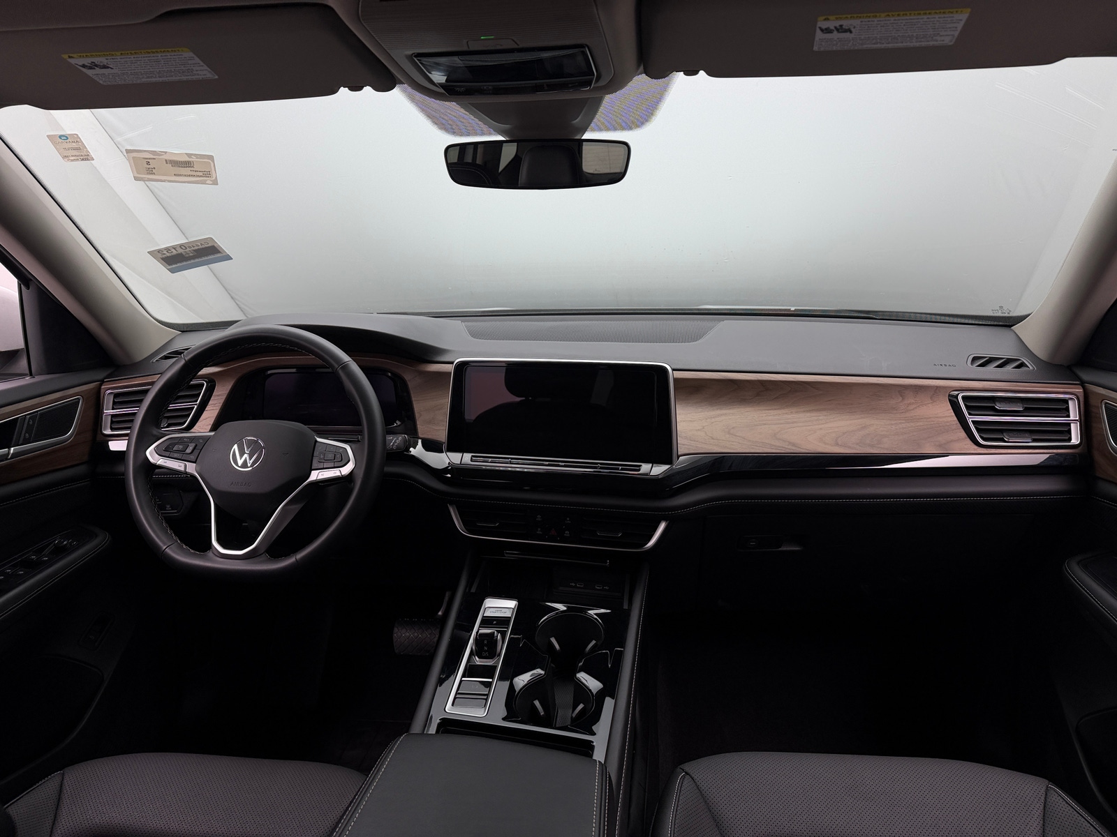 Thumbnail: 2025 Volkswagen Atlas - 3
