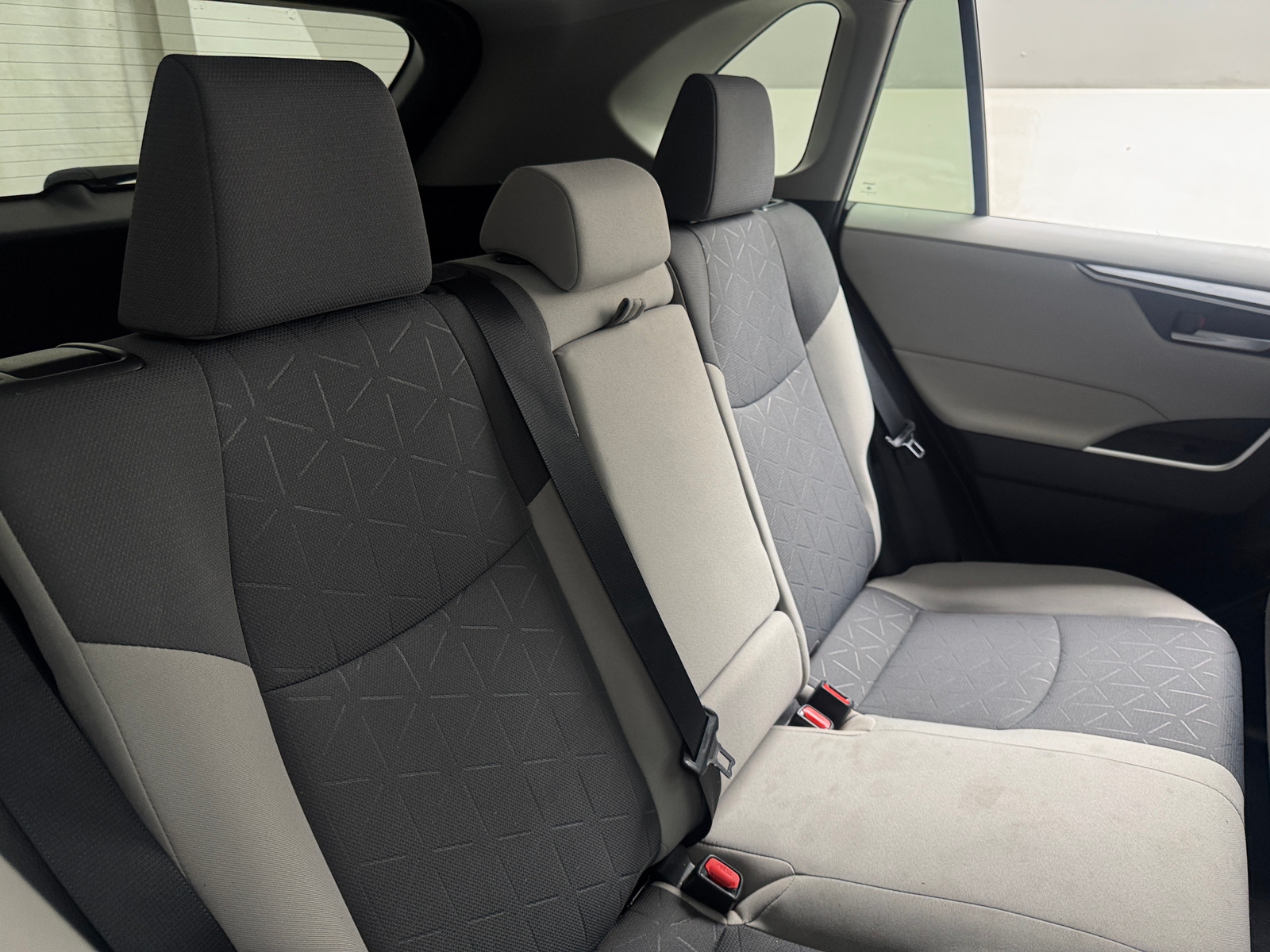 Thumbnail: 2019 Toyota RAV4 - 6