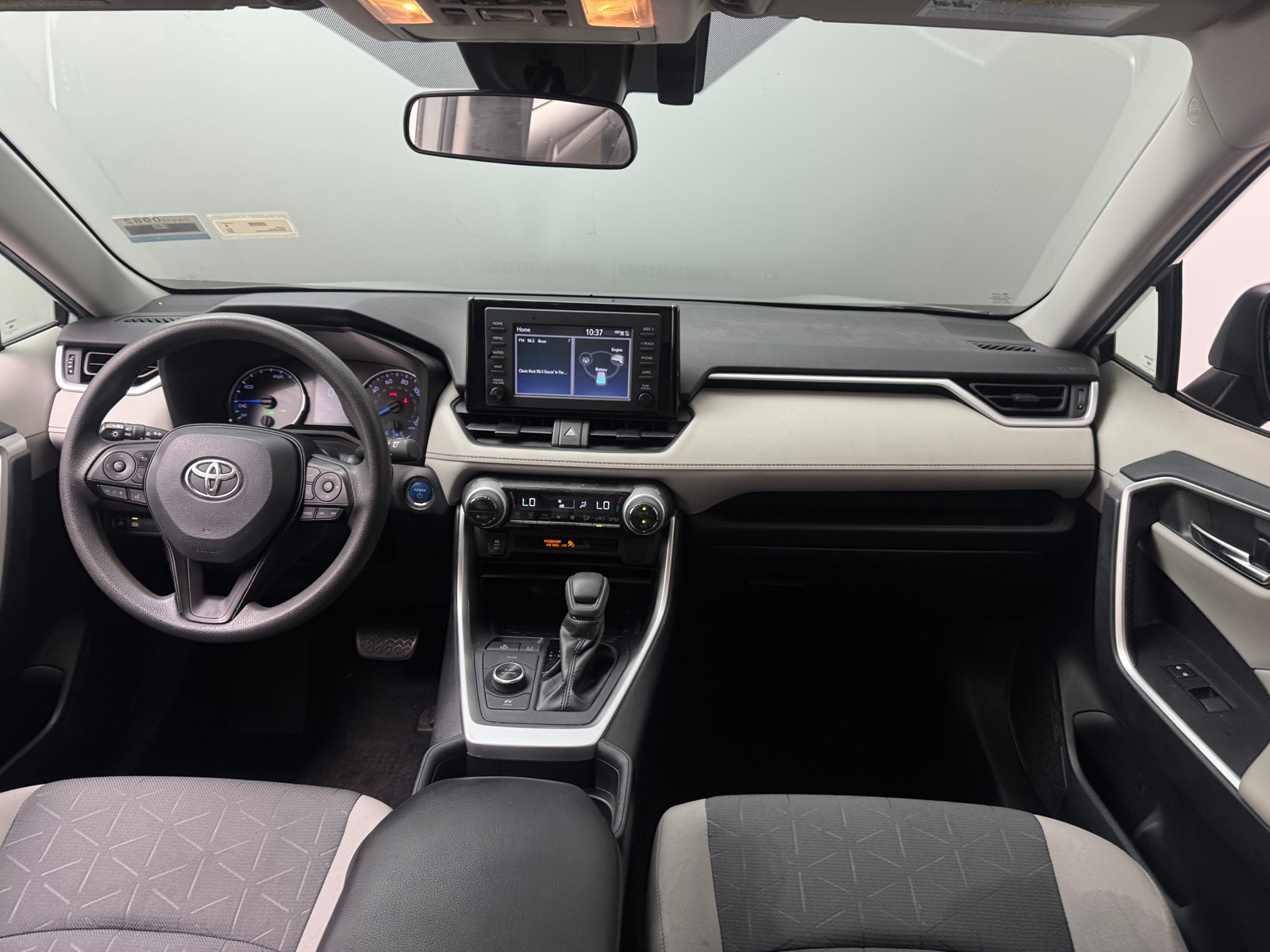 Thumbnail: 2019 Toyota RAV4 - 3